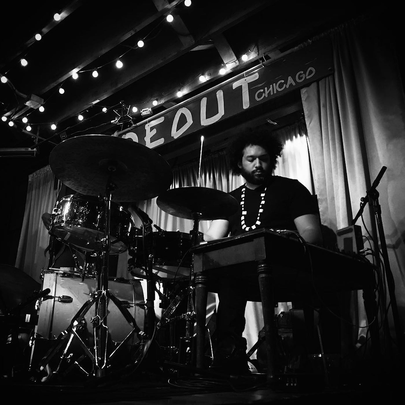 Hidden Out! HD FLAC EP (44.1kHz/24bit)